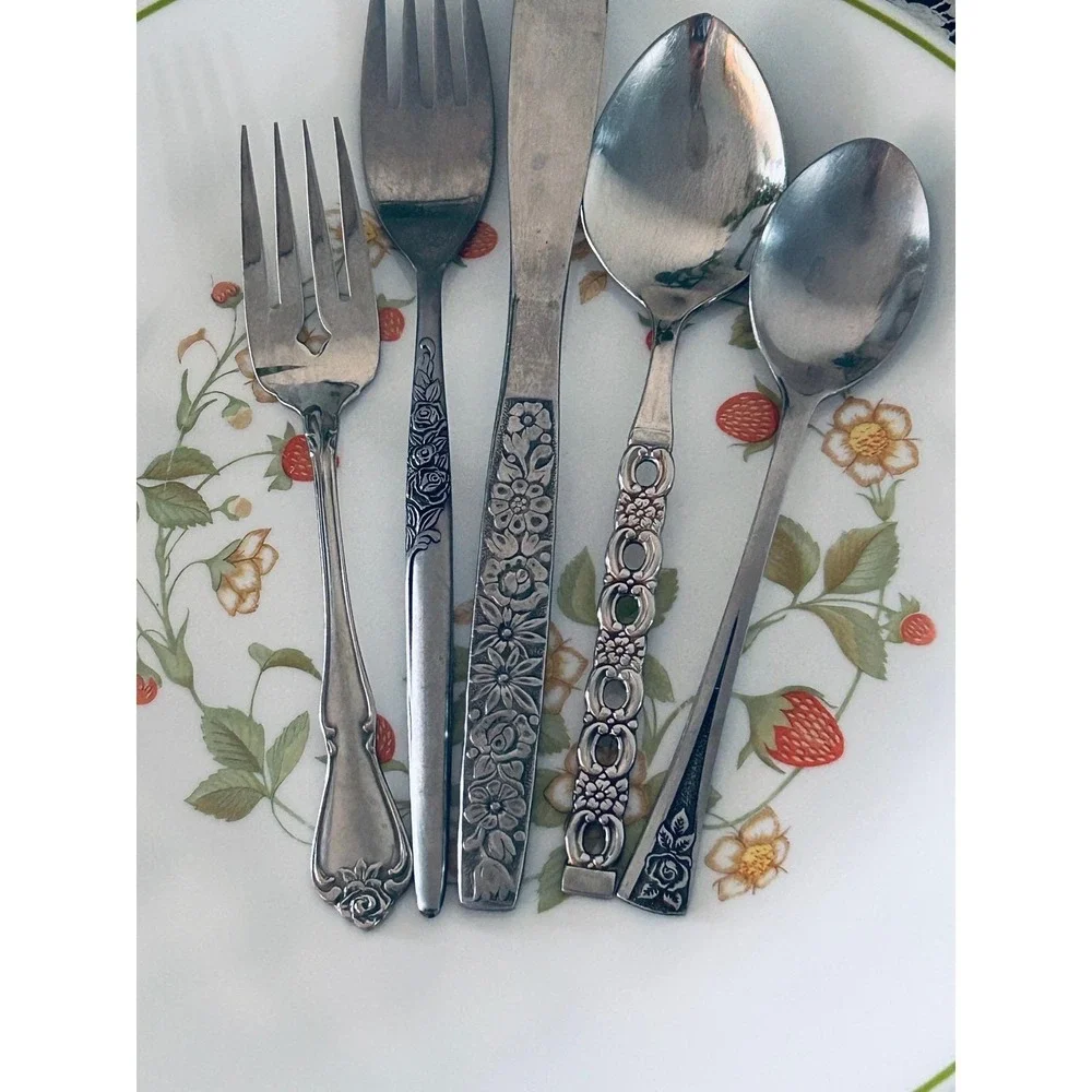 Vintage‎ Mismatched Stainless Flatware Set Service for 4 20pc Floral Boho MCM
